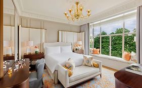 Savoy Hotel London 5*